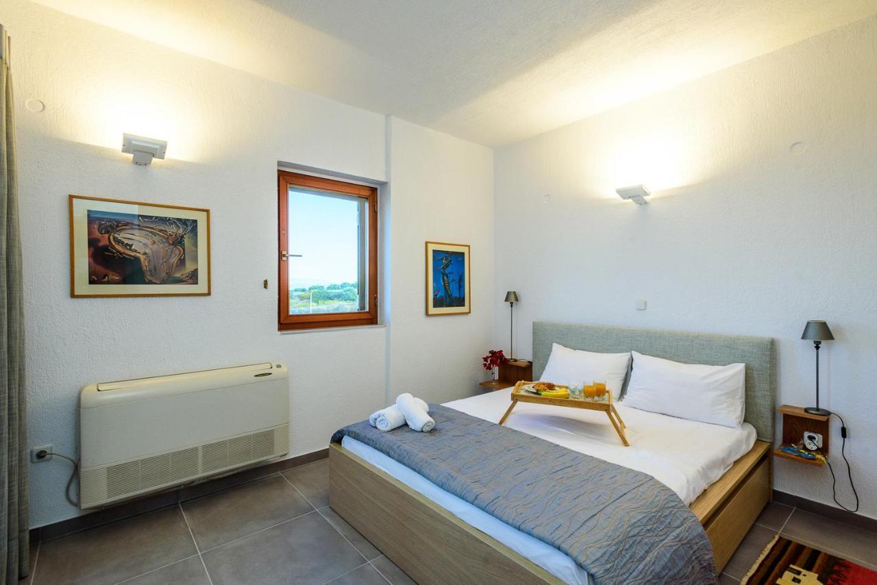 Finisia House Apartment Elia  Exterior photo
